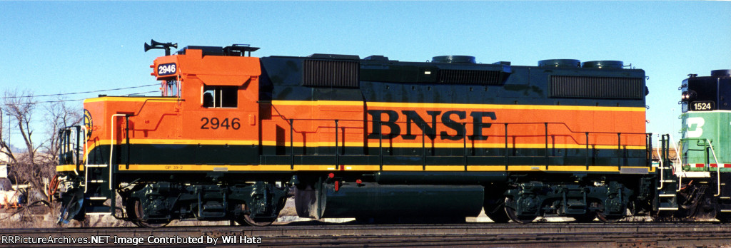 BNSF GP39-2 2946